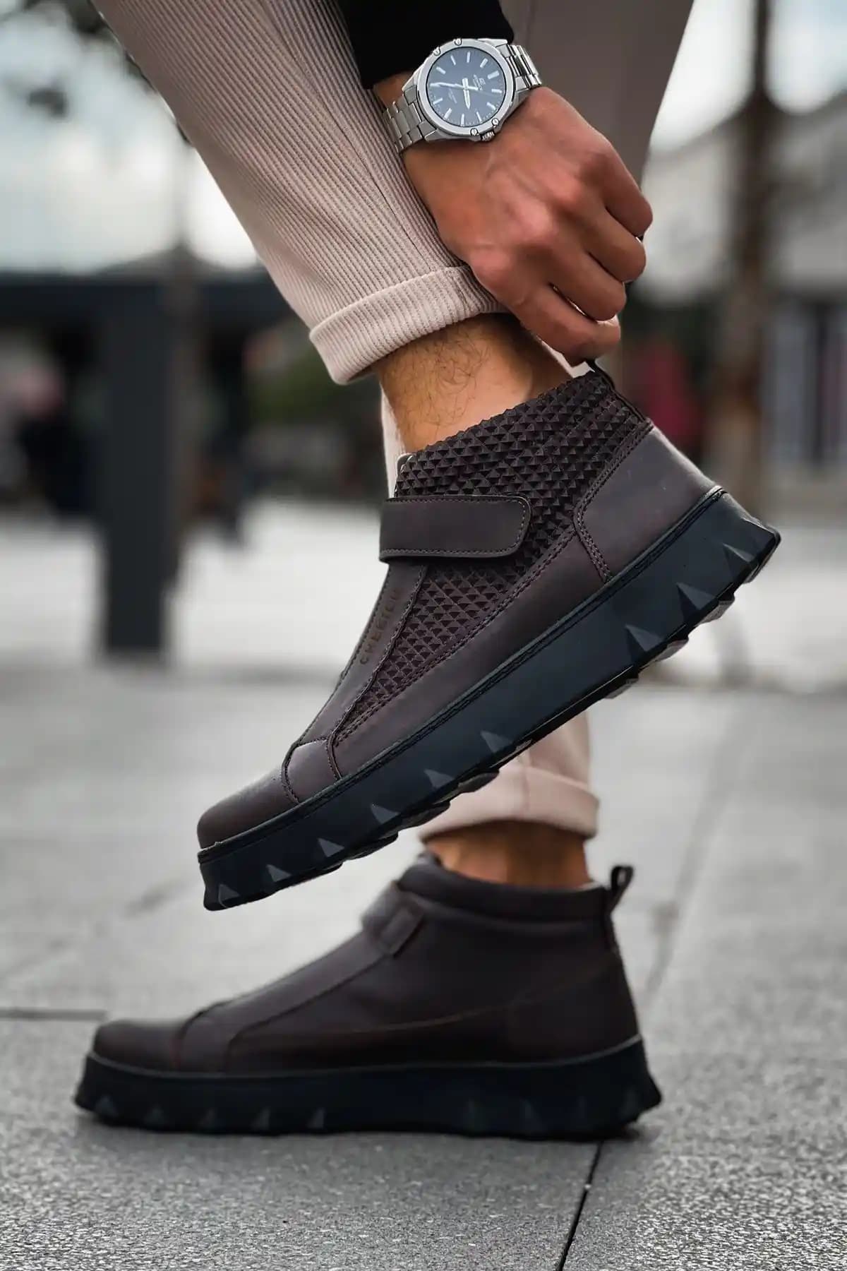 Erkek Tarz Botları: Güncel Trendler ve Doğru Seçim İpuçları