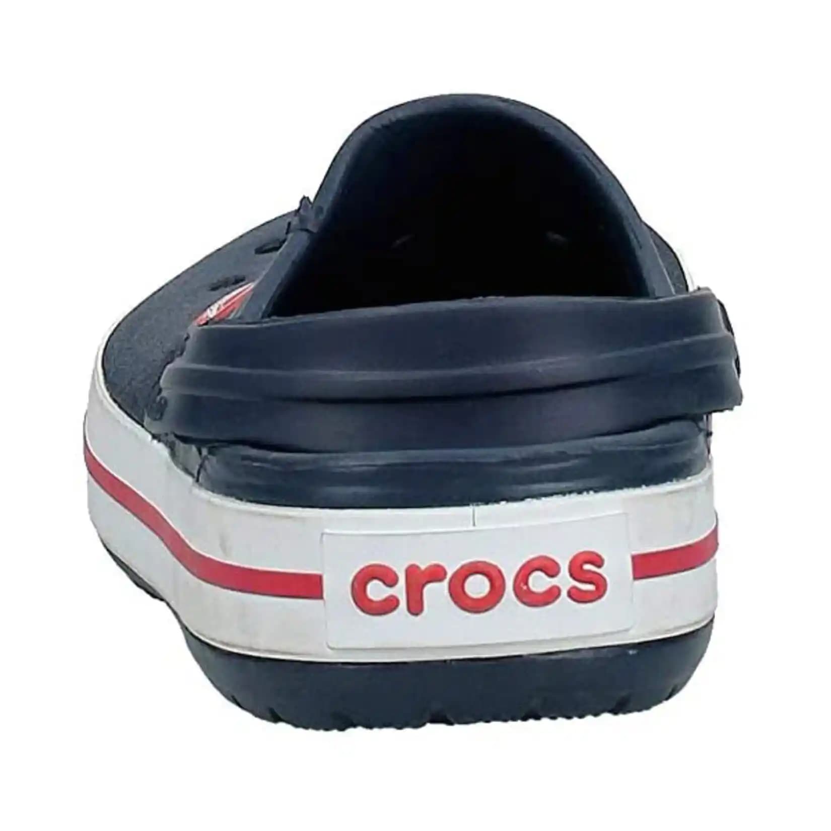Erkekler İçin Crocs Terlikler 45 ve 46 Numara Seçenekleriyle Konfor ve Stil Bir Arada
