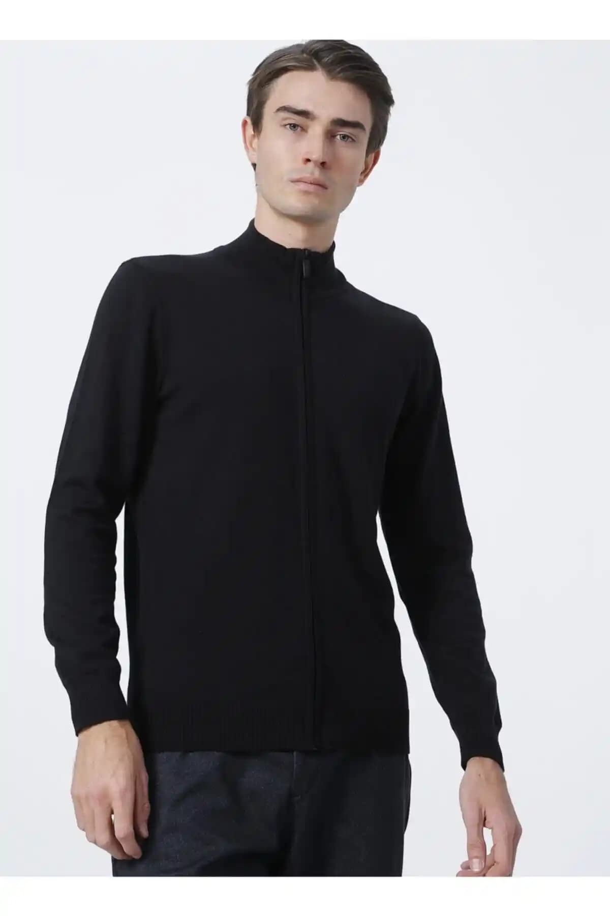 Fabrika Hırka Modasında Güncel Trendler ve Kombinasyon İpuçları