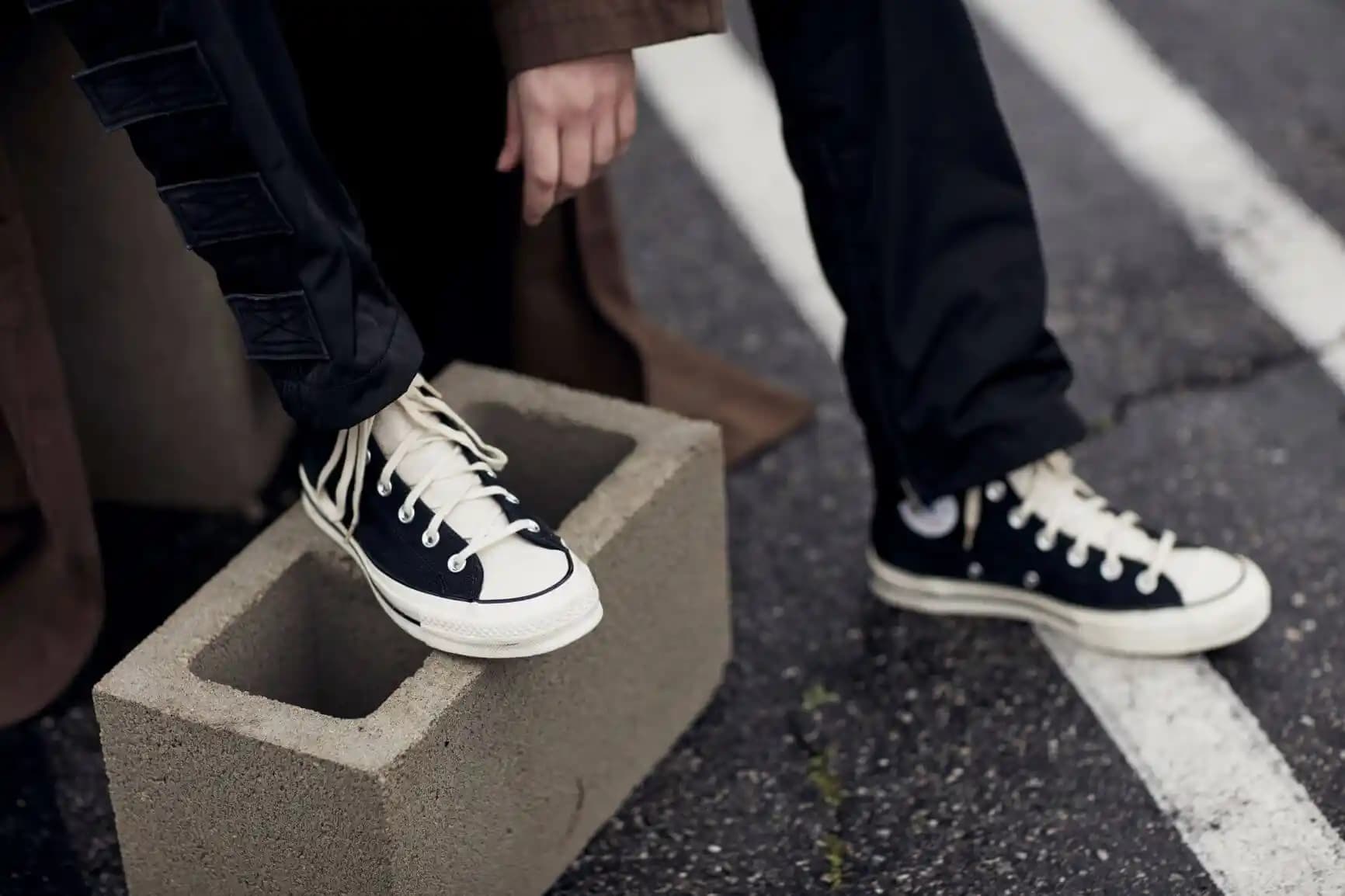 Fear of God Converse İşbirliği: Lüks ve Sokak Modasının Yeni Trendleri
