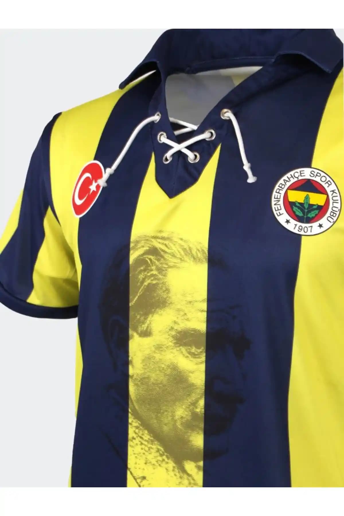 Fenerbahçe Yakalı Formalar: Spor ve Moda Dünyasının Modern Buluşması