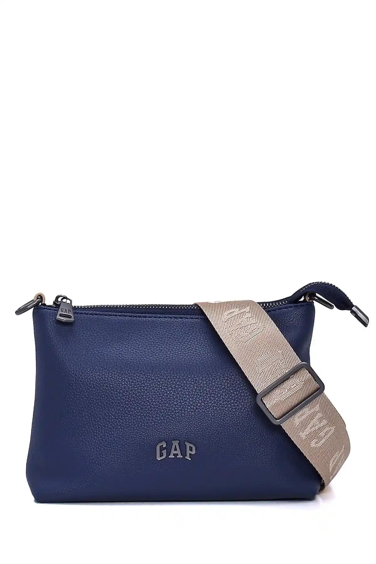 Gap Kadın Omuz Çantası Modelleri: Trendler ve Stil İpuçları 2024