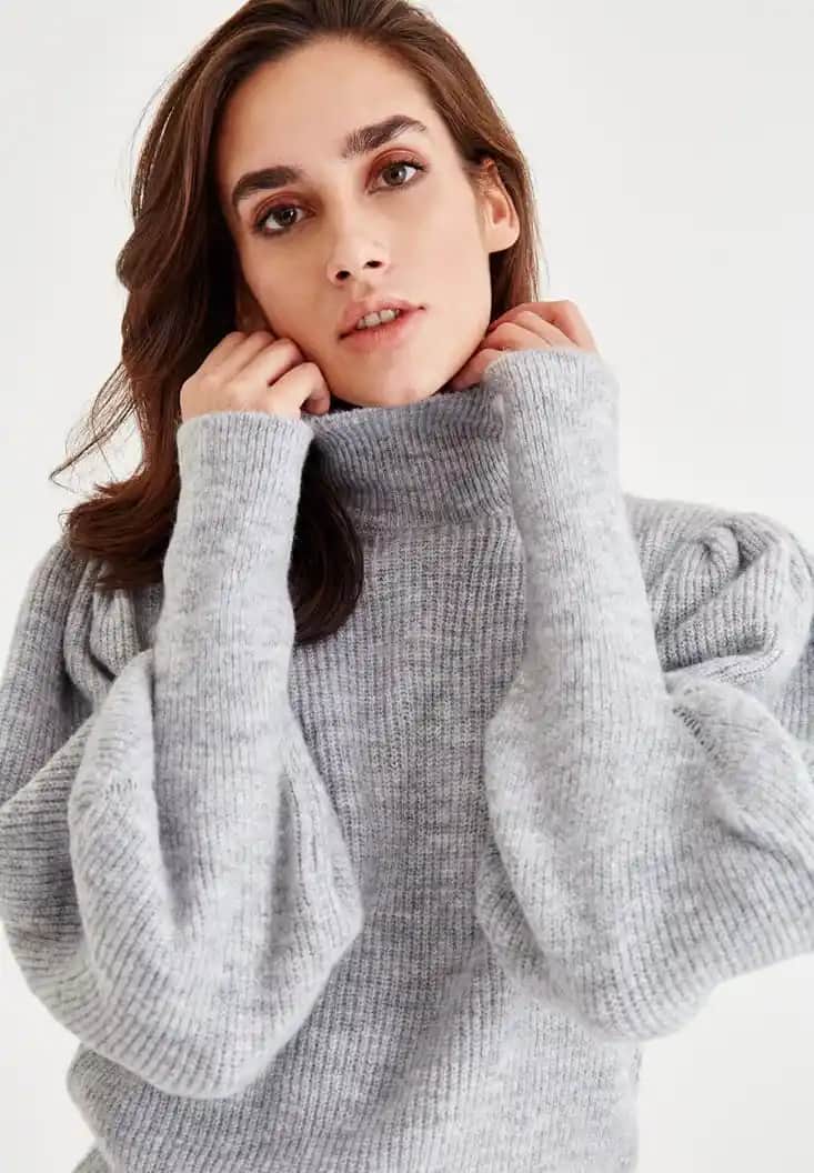 Geniş Boğazlı Kazaklar Moda Trendleri ve Stil İpuçları 2023