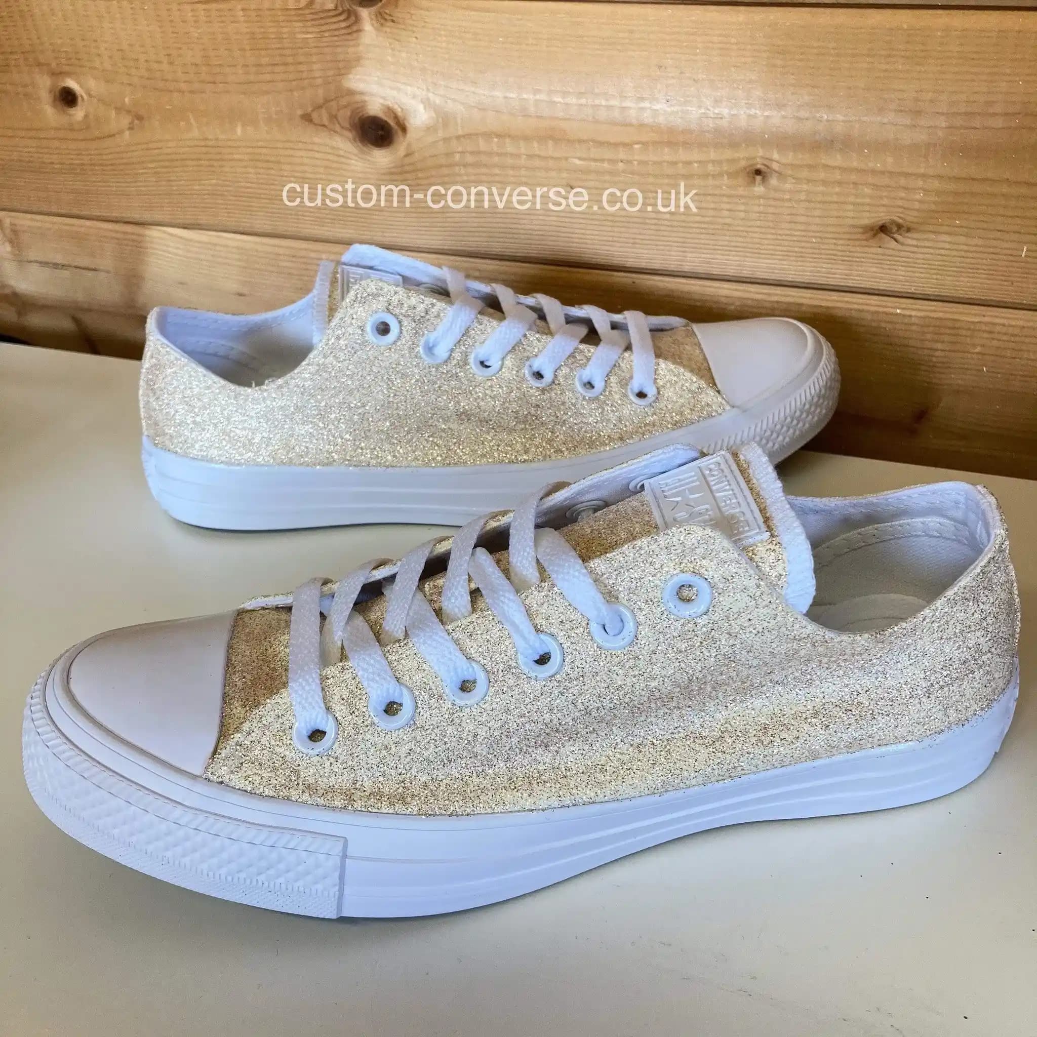 Glitter Converse ile Tarzınıza Işıltı Katın Modern ve Çok Yönlü Ayakkabı Seçenekleri
