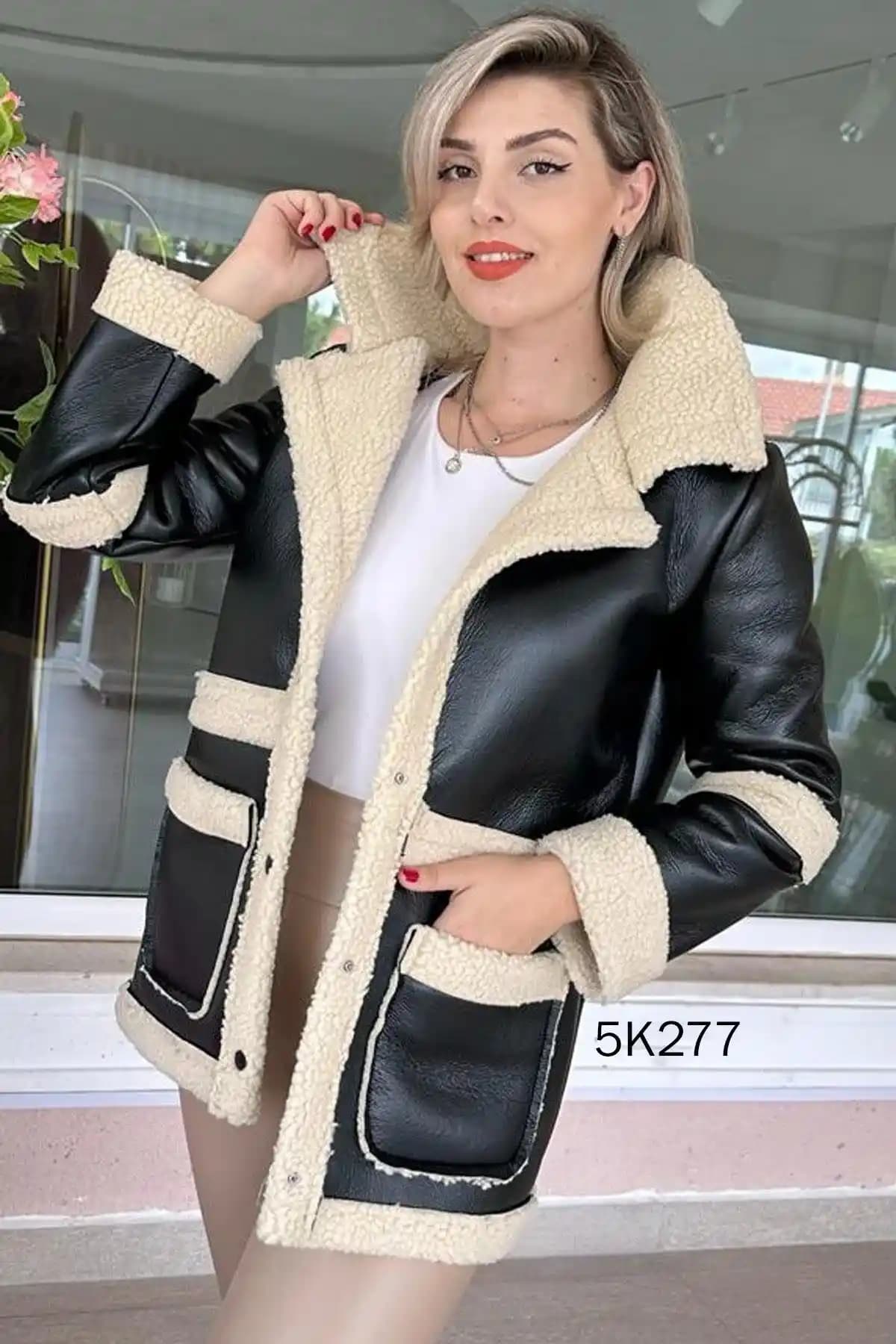 İç Kürklü Deri Montlar: Moda ve Fonksiyonelliğin Mükemmel Buluşması