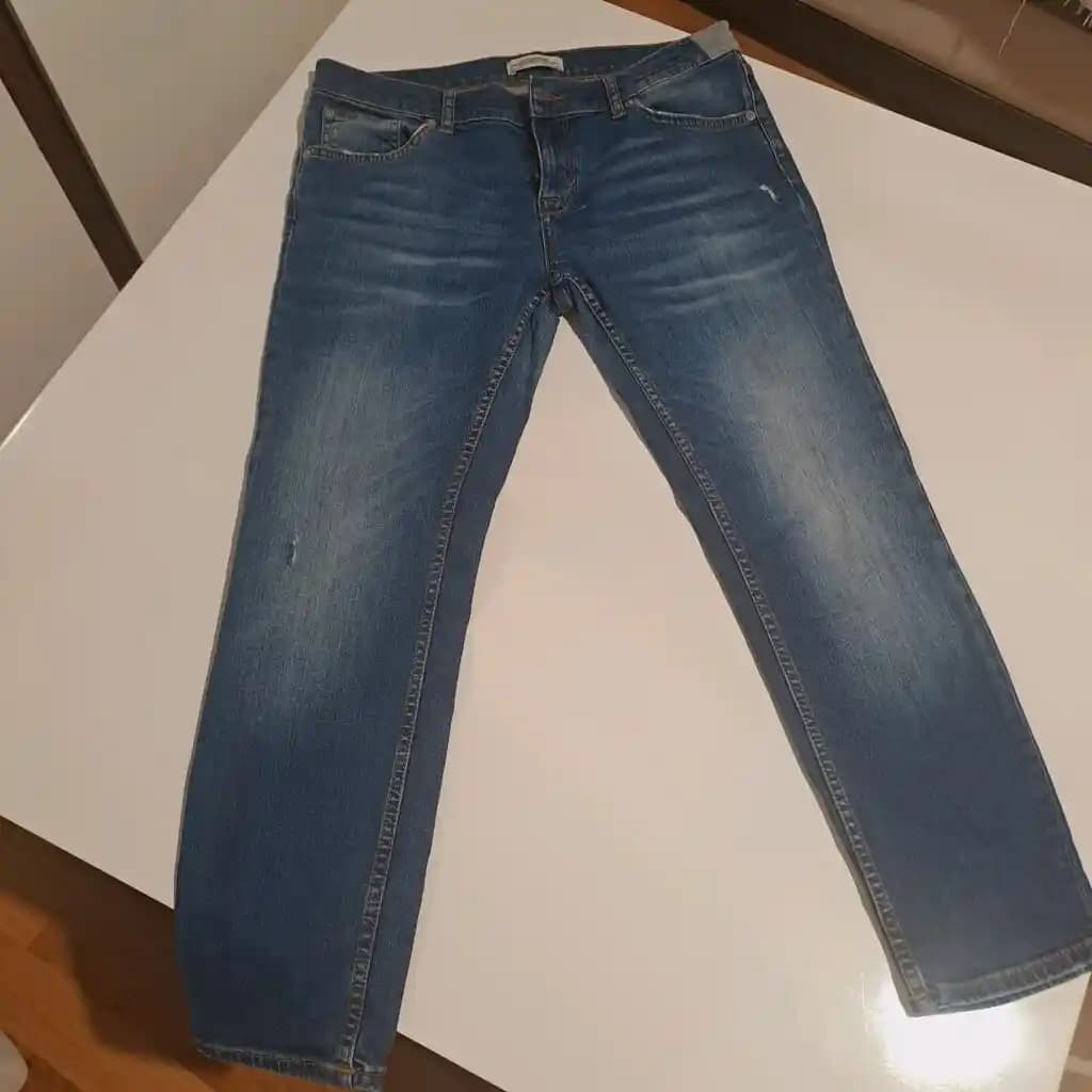 İkinci El Kot Pantolonlar: Sürdürülebilirlik ve Şıklık İçin Güncel Moda Seçenekleri