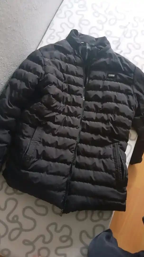 İkinci El Montlar: Sürdürülebilir Moda ve Ekonomik Alışverişin Güçlü Seçeneği