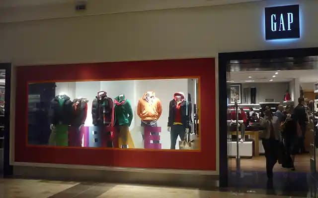 İstinye Park'ta Gap Mağazasıyla Stilinizde Fark Yaratın ve Moda Trendlerini Keşfedin