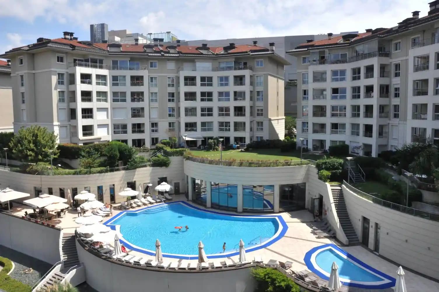 İstinye Park'ta Moda ve İngilizce Öğrenimi: Gelişim İçin Fırsatlar ve Etkinlikler