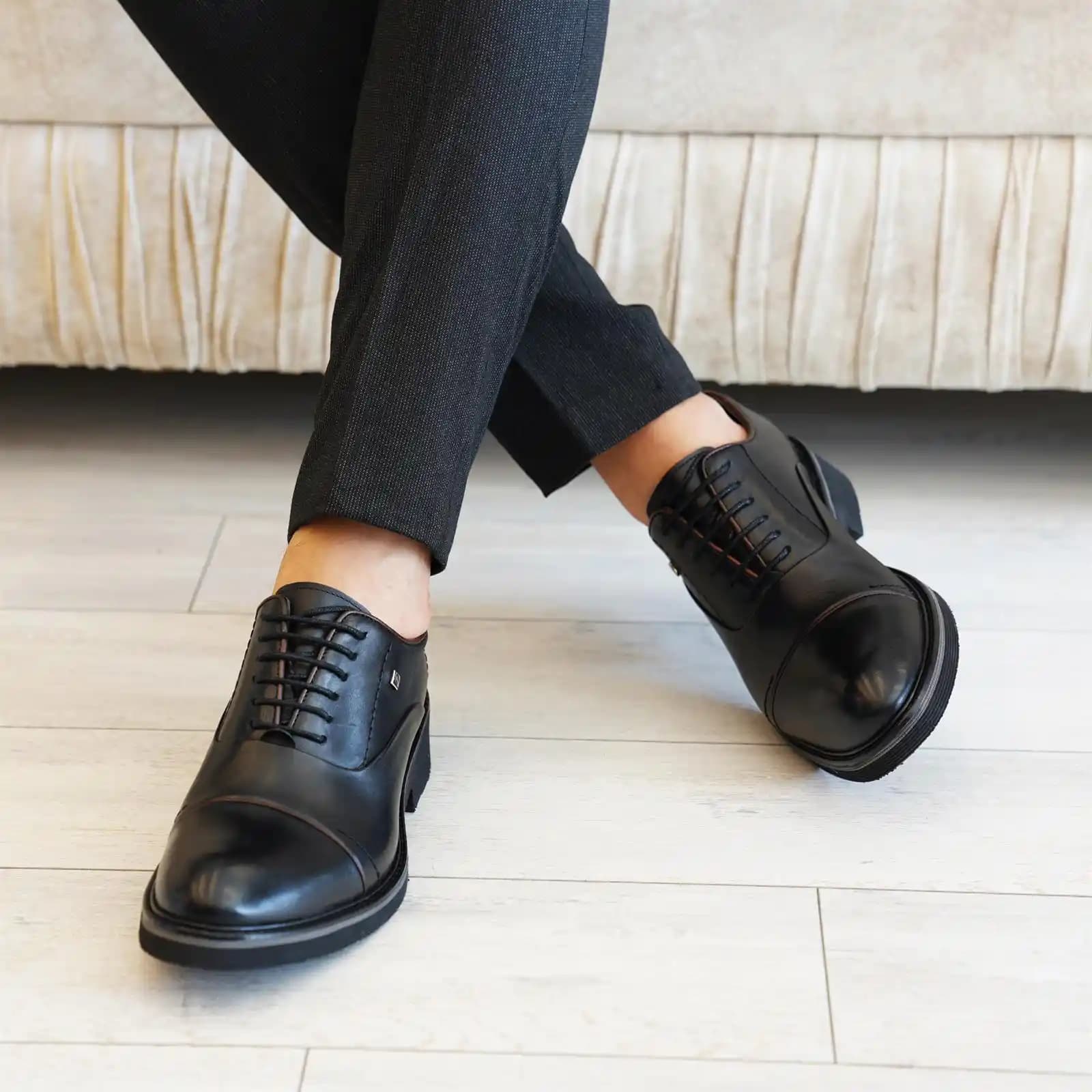 İtalyan Klasik Erkek Ayakkabı Modelleri: Zamansız Şıklığın Temel Unsurları ve Stil İpuçları