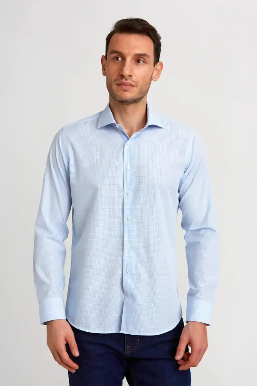 İtalyan Yaka Nedir ve Moda Dünyasında Şıklığın Simgesi Olarak Önemi