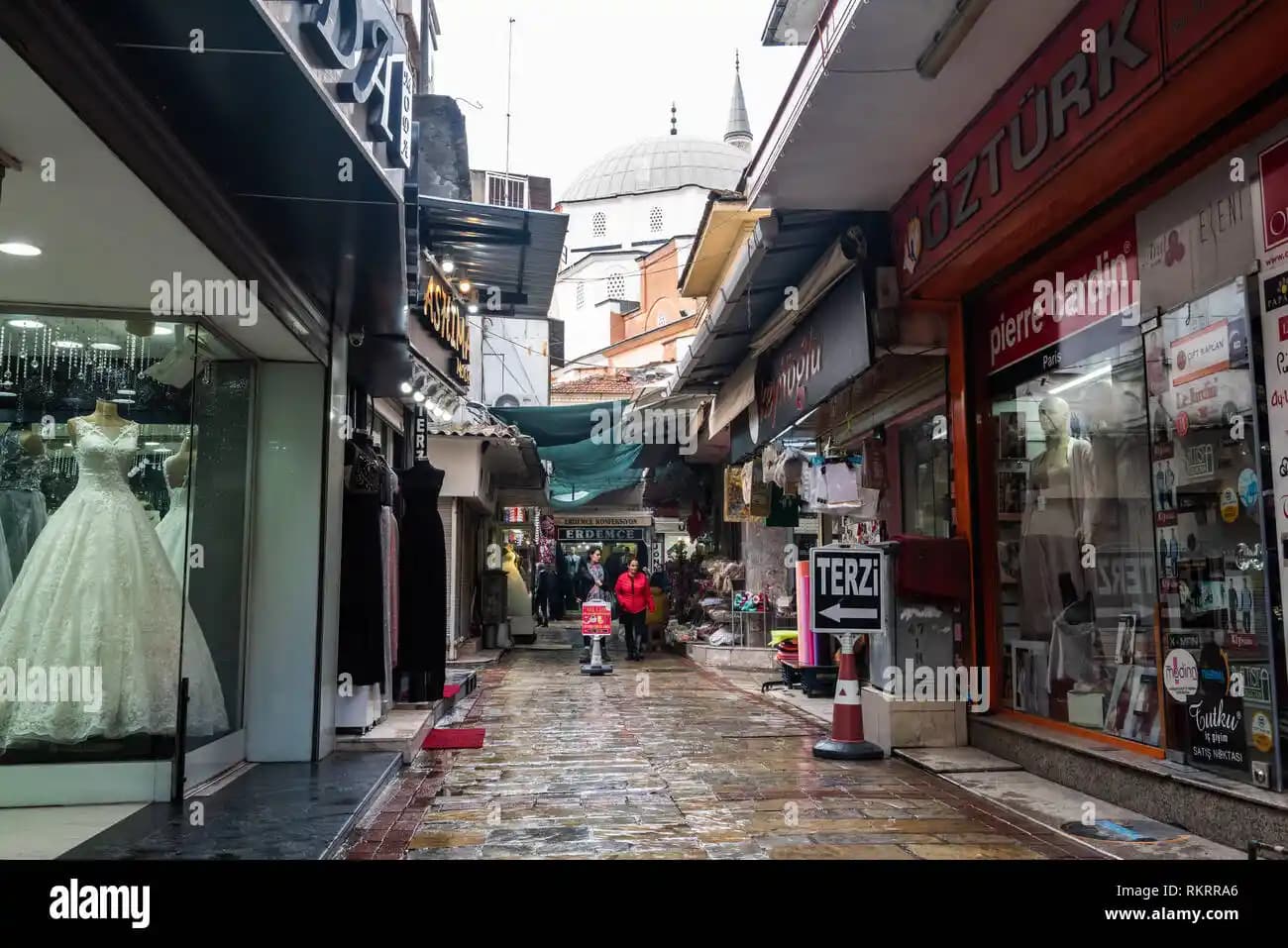 İzmir'in Moda ve Alışveriş Merkezi İnStreet İzmir Hakkında Detaylı Bilgi