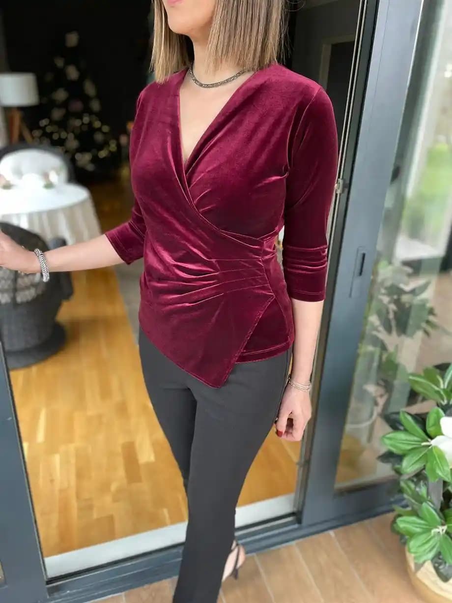 Kadife Bluz Modelleri ve Moda Trendleri 2024 Güncel Rehberiniz