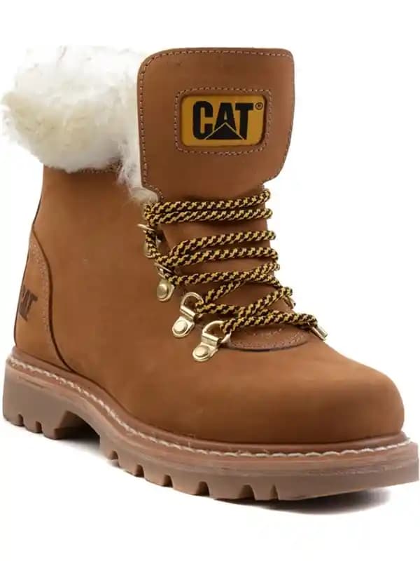 Kadın Bot Modası: Farklı Tarzlar ve Trendler ile Şıklığı Yakalayın