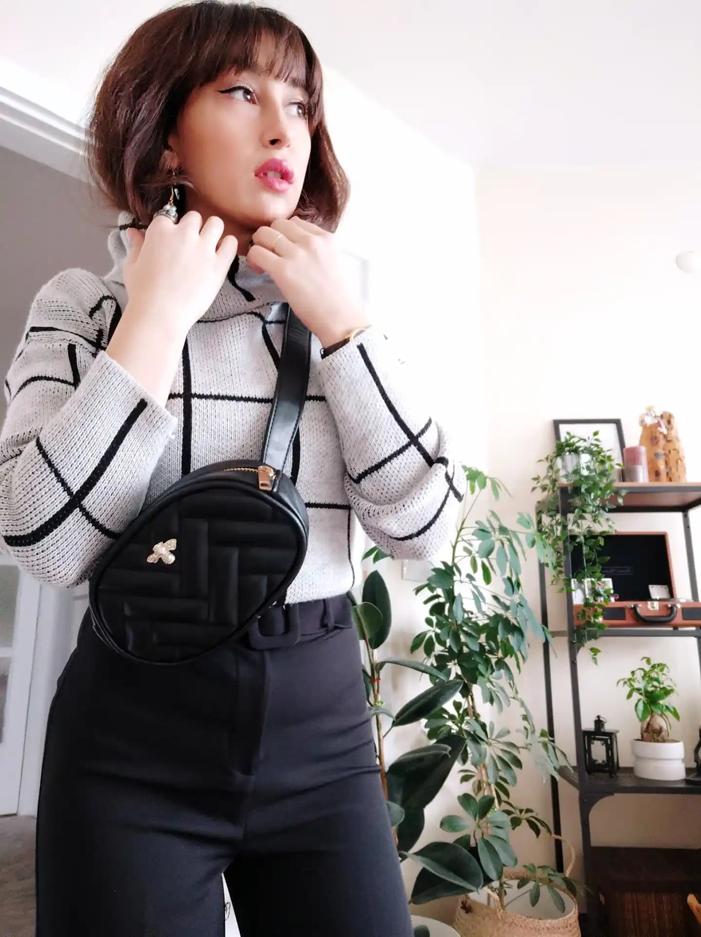 Kadın Kumaş Pantolon Kombinasyonları İçin Stil Rehberi ve Trend İpuçları