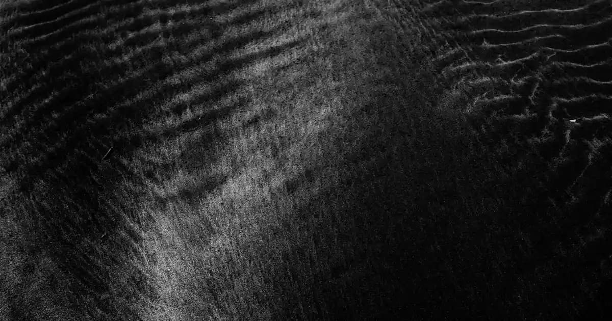 Kadın Modasında Gabardin Yelek: Şıklık ve Fonksiyonelliğin Modern Buluşması