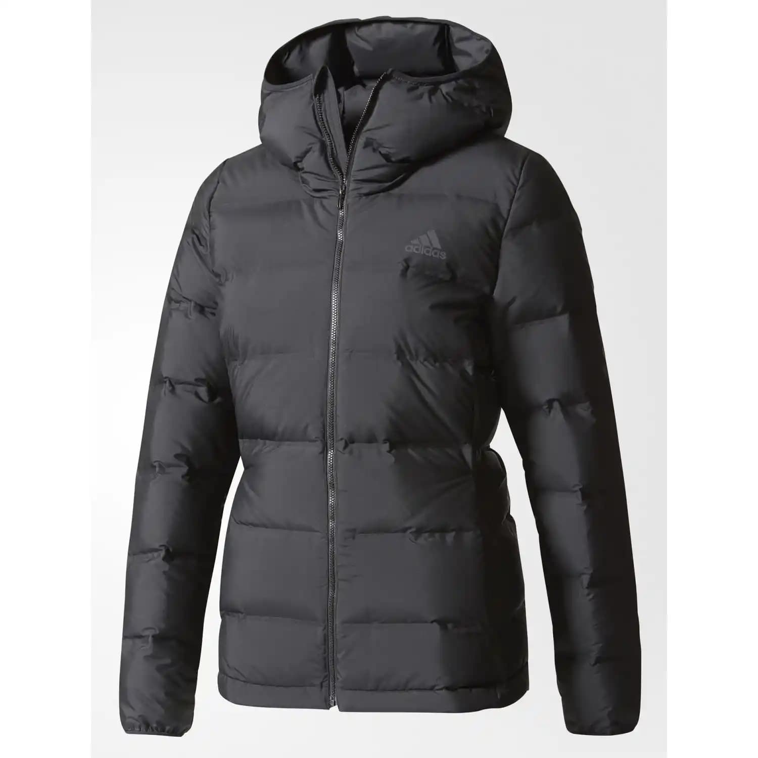 Kadınlar İçin Adidas Montlar Moda ve Fonksiyonelliği Bir Arada Sunar