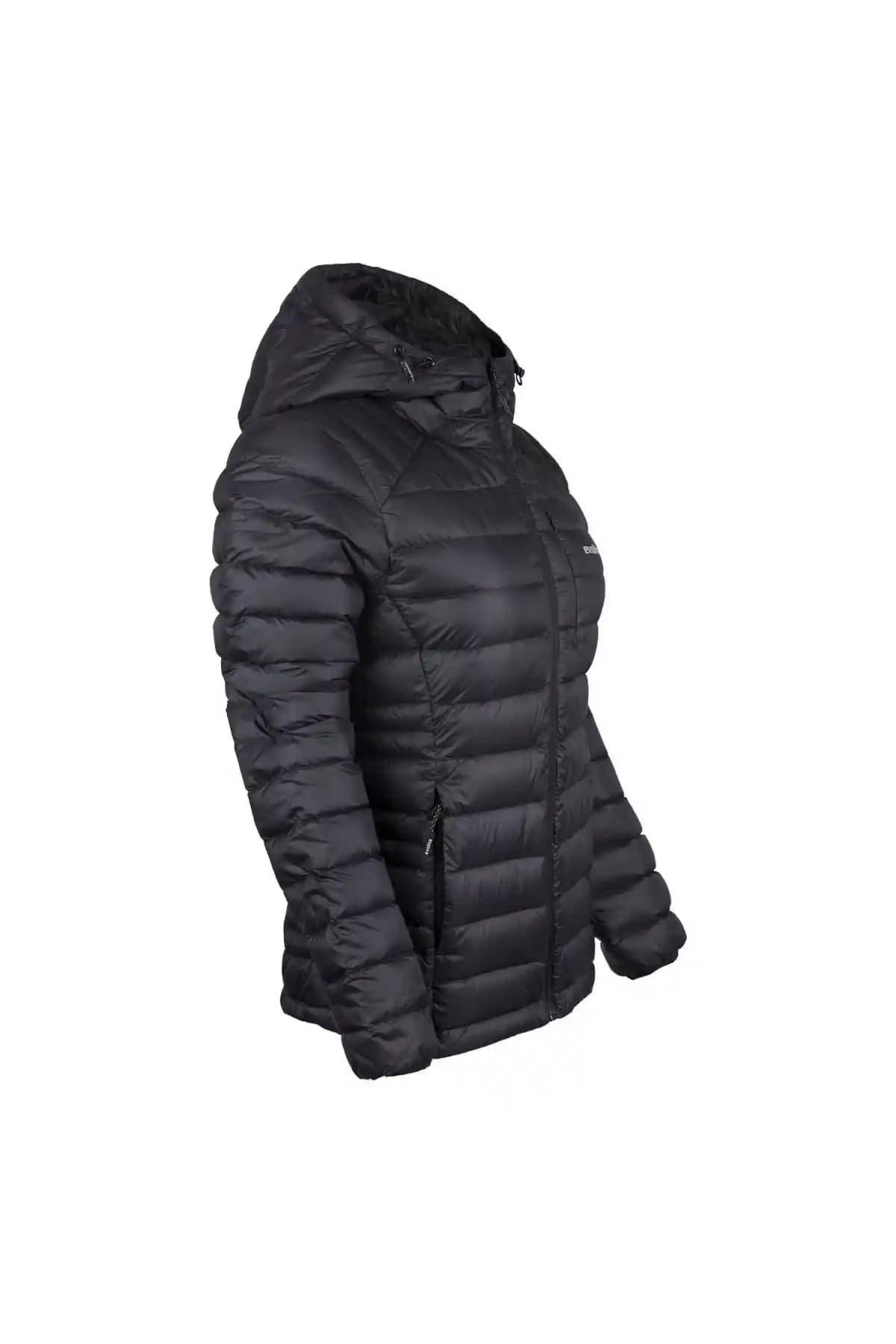 Kadınlar İçin Kaz Tüyü Montlar: Moda ve Fonksiyonelliğin Mükemmel Buluşması