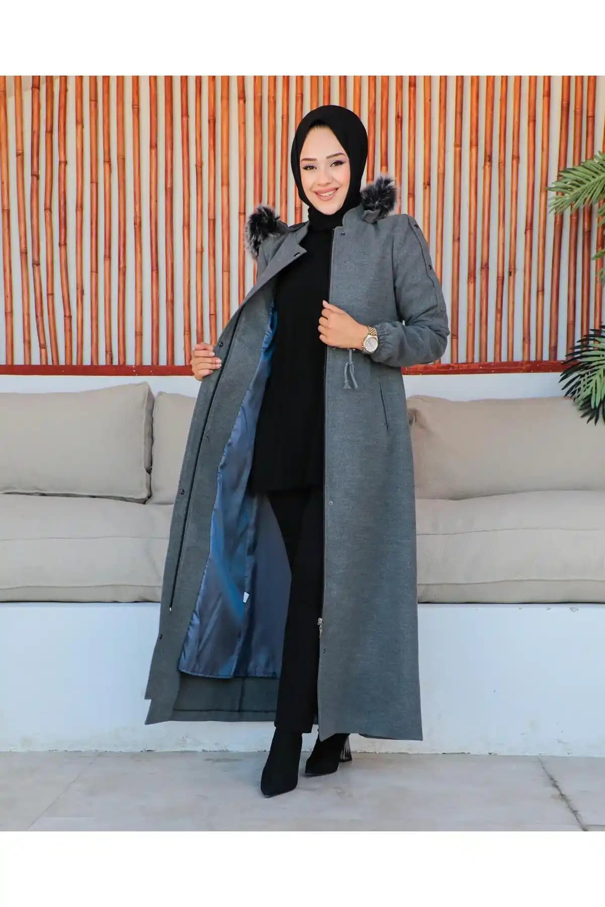 Kapşonlu Kaşe Montlar: Şıklık ve Fonksiyonellik Sunan Kış Giyim Parçası