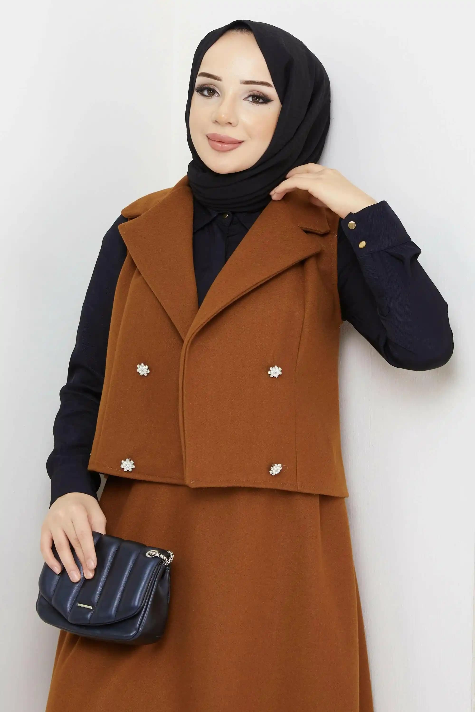 Kaşe Takımlarının Moda Dünyasındaki Yeri ve Güncel Trendler Analizi