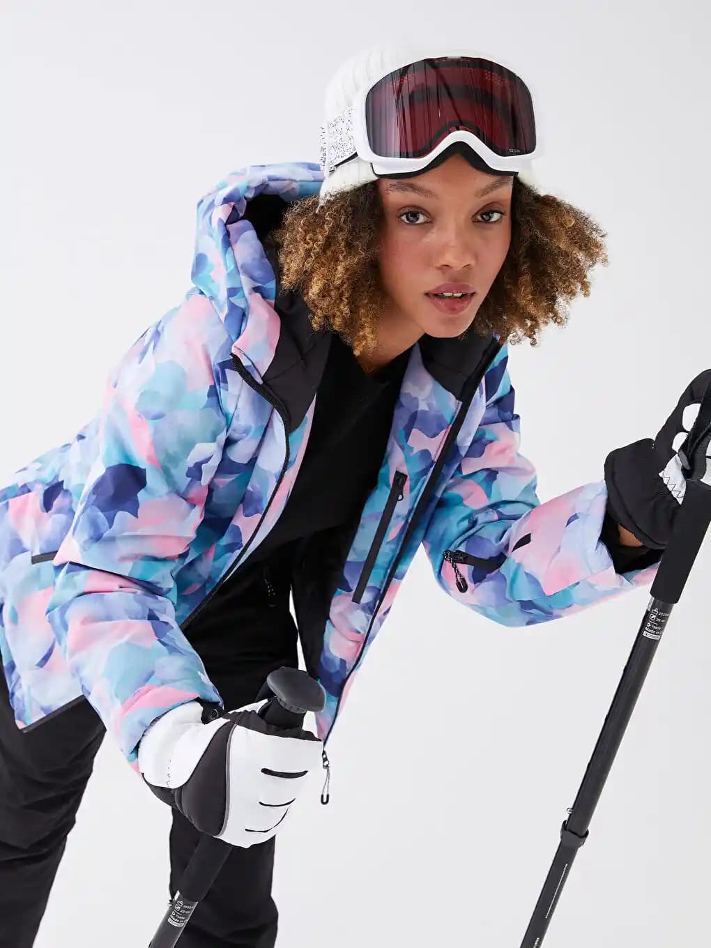 Kayak Kıyafetleri Outlet: Uygun Fiyatlı ve Kaliteli Seçenekler Hakkında Detaylı Rehber