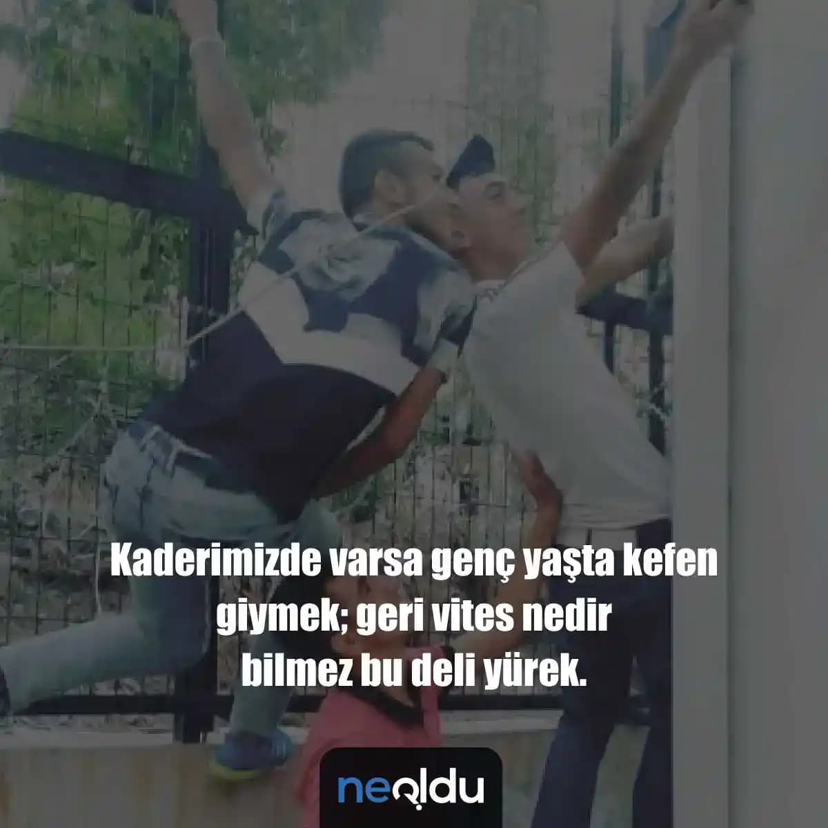 Keko Tişörtler: Gençler Arasında Popüler Renkli ve İfade Dolu Moda Parçaları