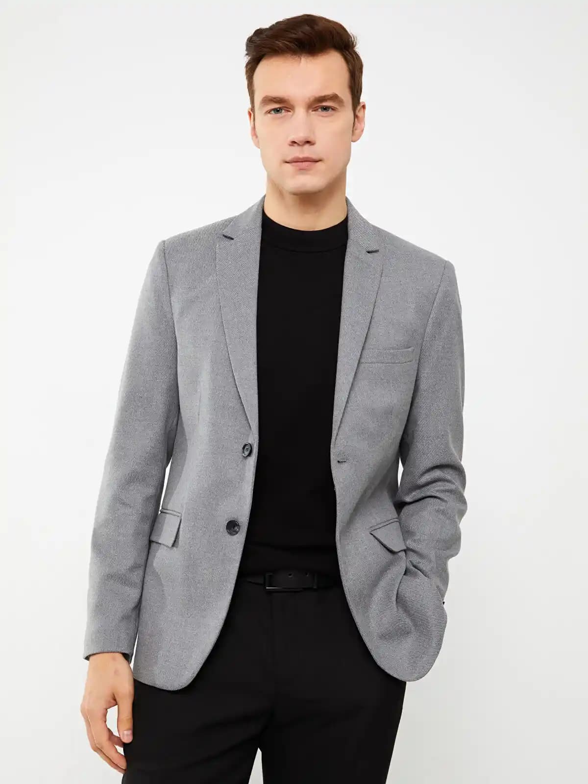 Kığılı Blazer Ceketler ile Erkek Modasında Şıklığın ve Kalitenin Zirvesi