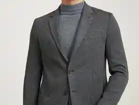 Kırışmayan Damat Ceketleri ile Şıklık ve Konforu Bir Arada Yakalayın