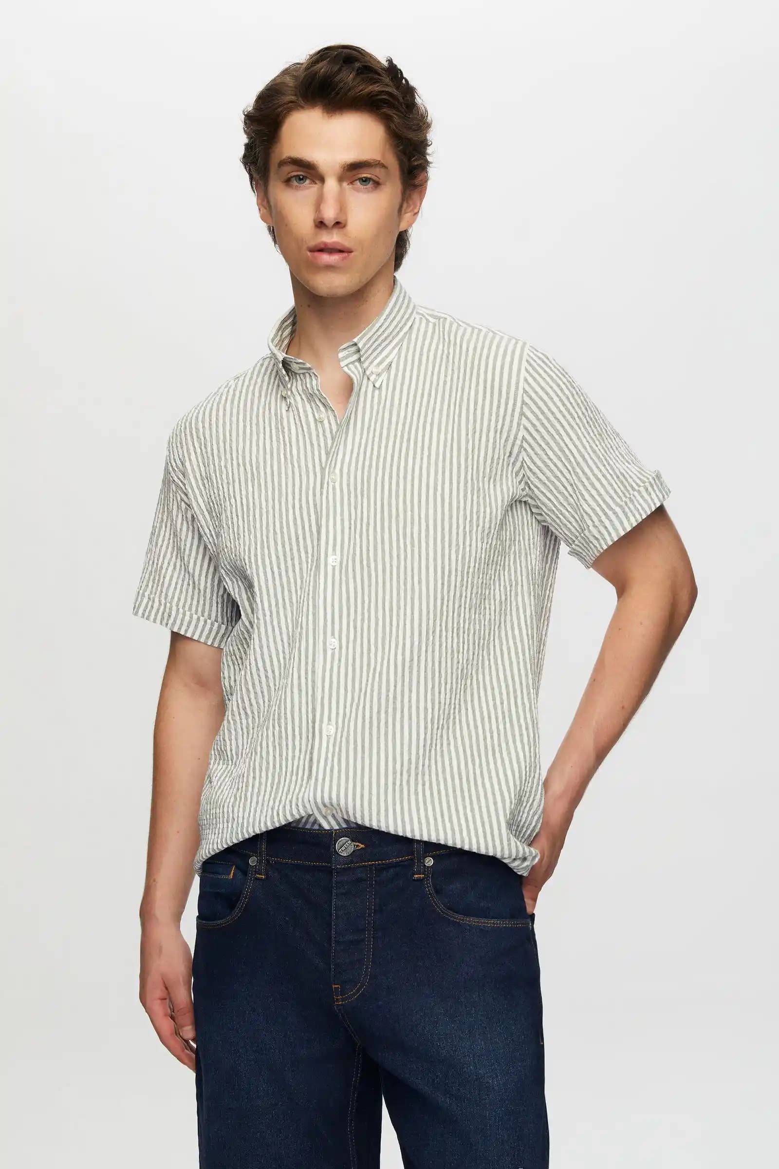 Kısa Kollu Damat Gömlekleri Moda ve Konforun Modern Buluşması