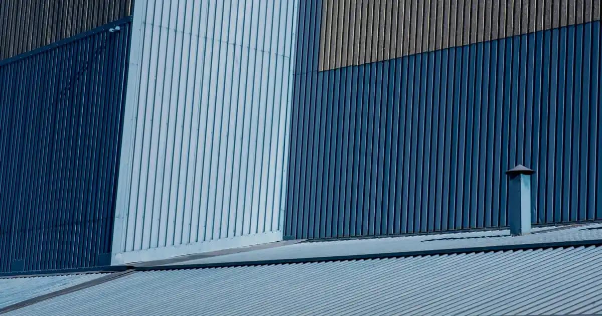 Kız Çocuklar İçin Yelek Modası: Güncel Trendler ve Stil İpuçları