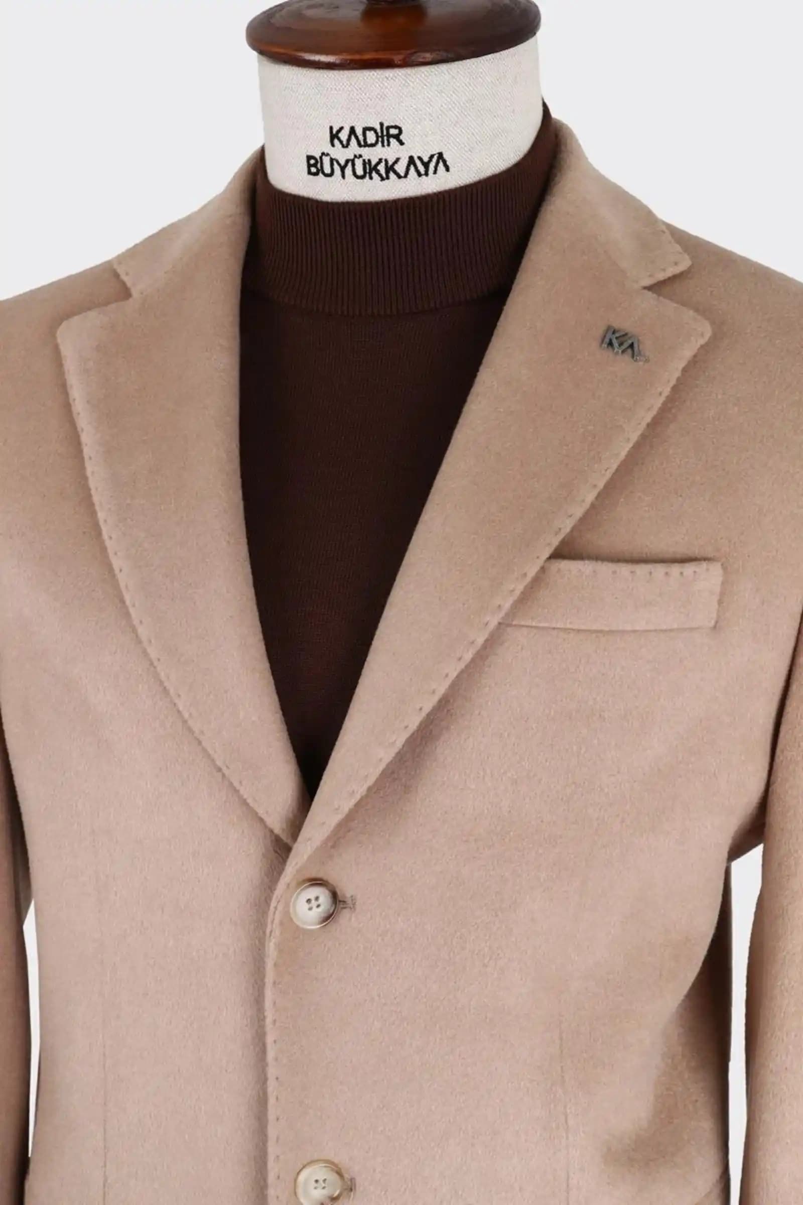 Klasik Kaban Modelleri ve Stil Önerileriyle Zamansız Şıklık Rehberi