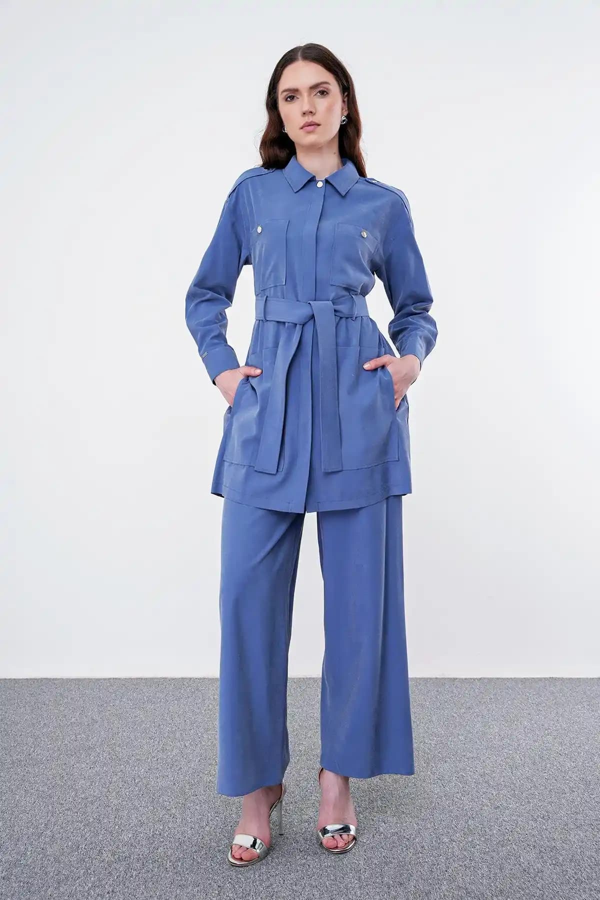 Kombin Takımlar ile Şıklığı Yakalayın Güncel Moda Trendleri ve Stil İpuçları