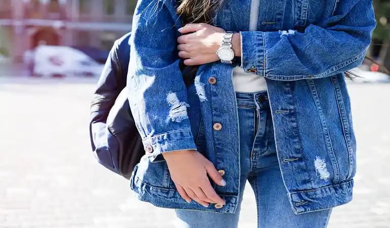 Kot Pantolon ve Kot Ceket Kombinleri: Günlük ve Özel Davetler İçin Stil Önerileri