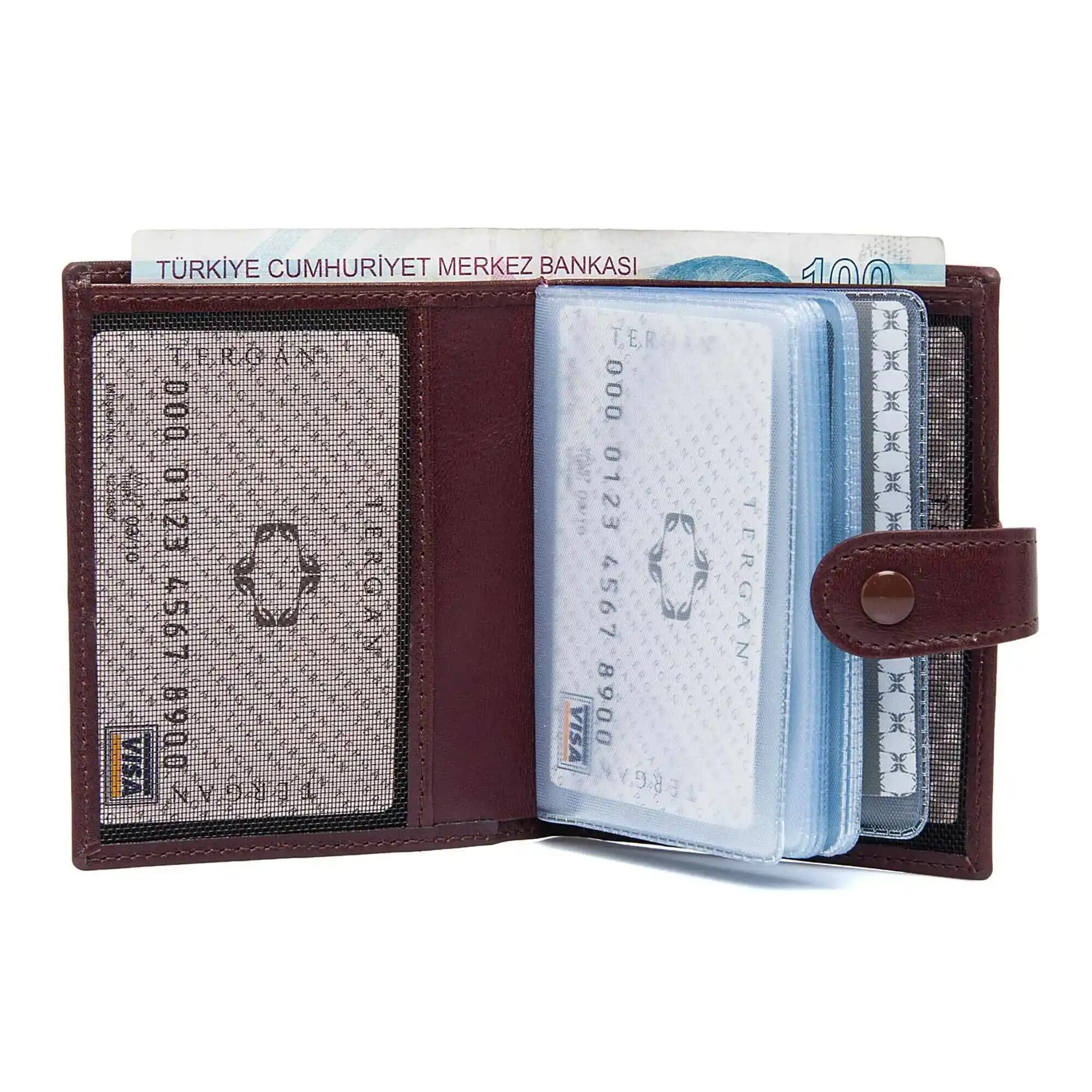 Kredi Kartlığı ve Moda: Finansal Şıklığın Güncel Trendleri ve Tasarım İlişkisi