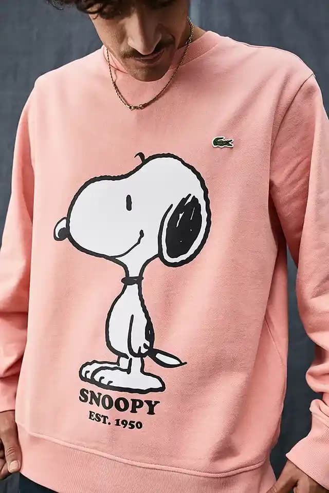 Lacoste Peanuts Sweatshirt: Pop Kültürü ve Moda Birleşimiyle Şık ve Rahat Tasarım