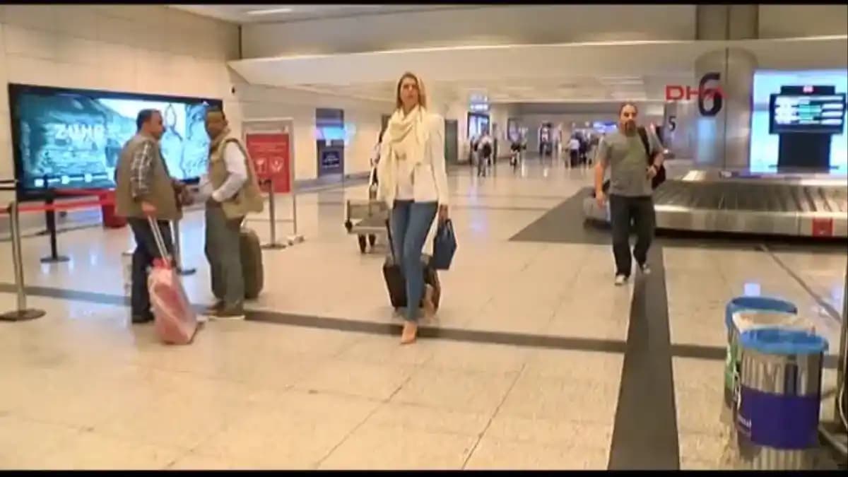 Moda Dünyasında En Uzun Mankenler: Yüksekliğin Gücü ve Moda Endüstrisine Katkısı