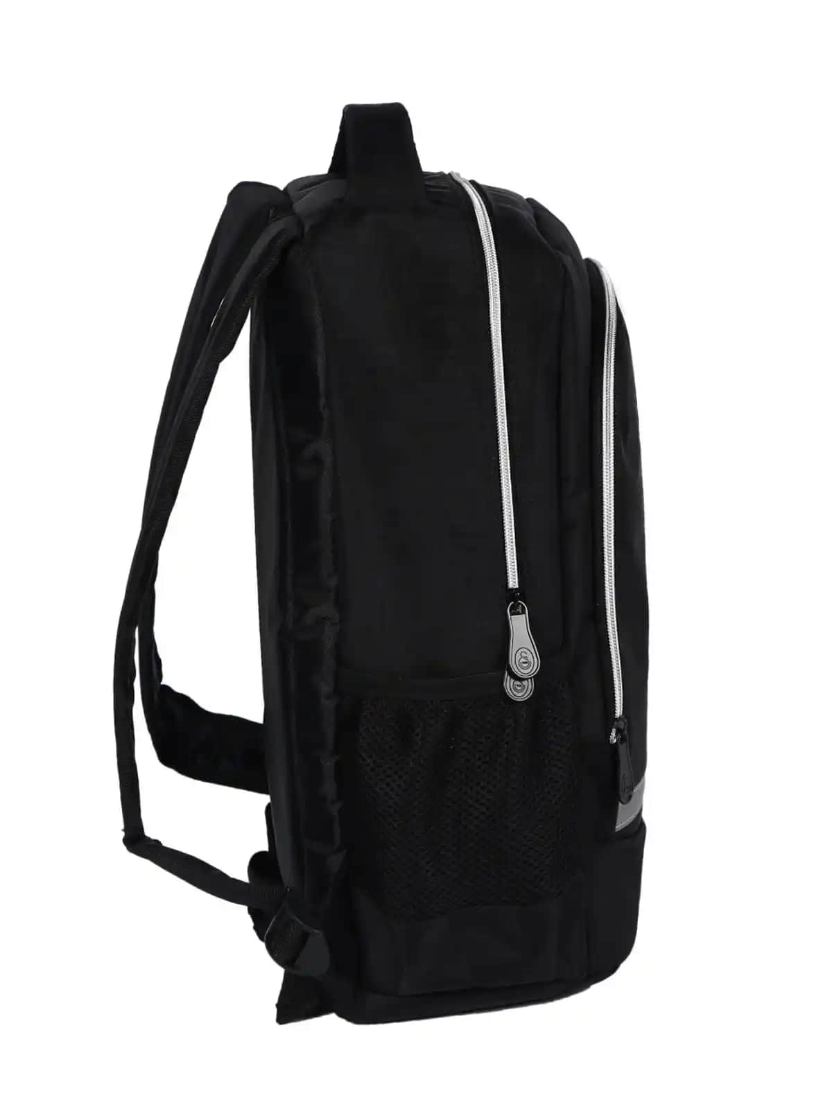 Moda Dünyasında GS Sırt Çantası ile Şıklık ve İşlevselliğin Birleşimi