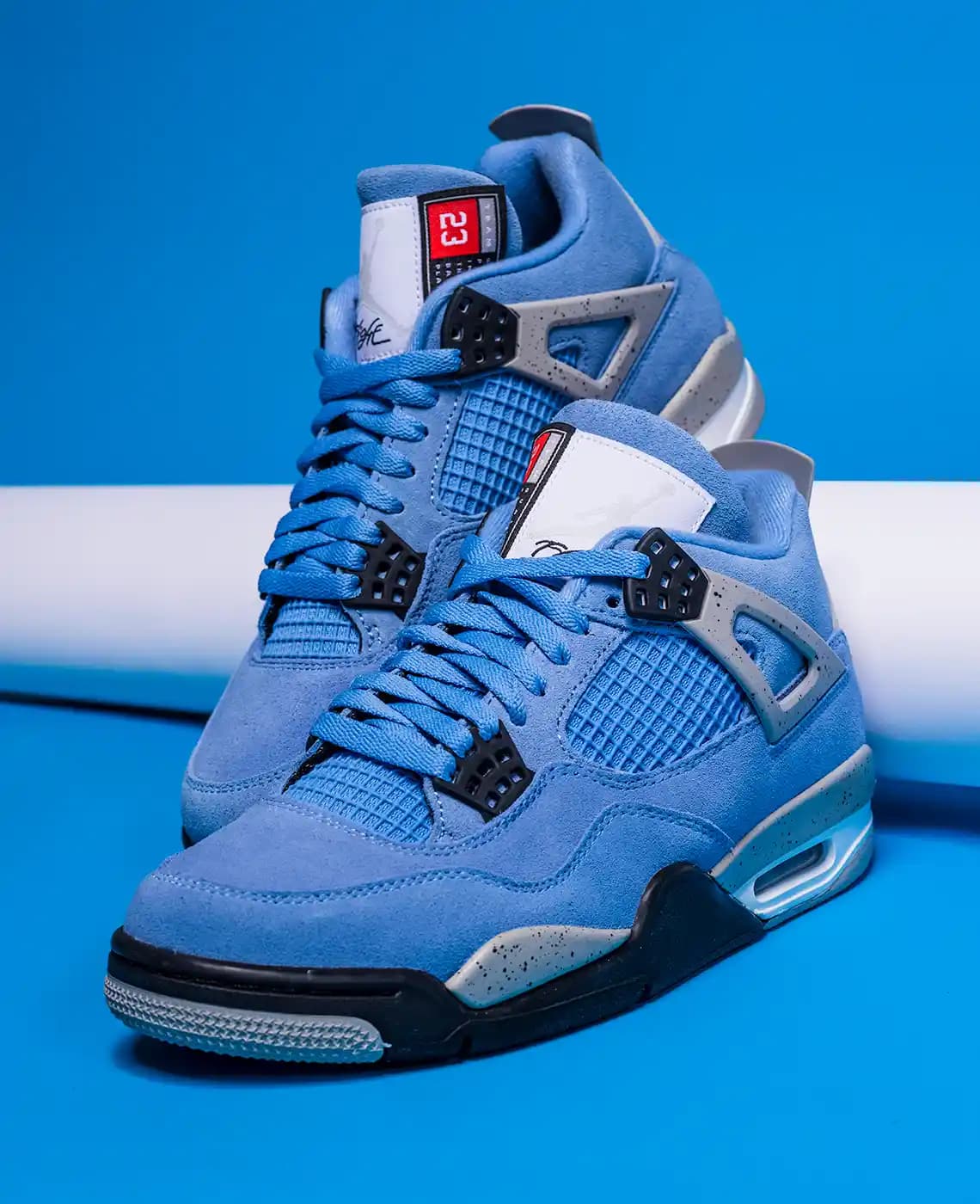 Moda Dünyasında Mavi Rengin Gücü ve Jordan Blue'nun Popülerliği