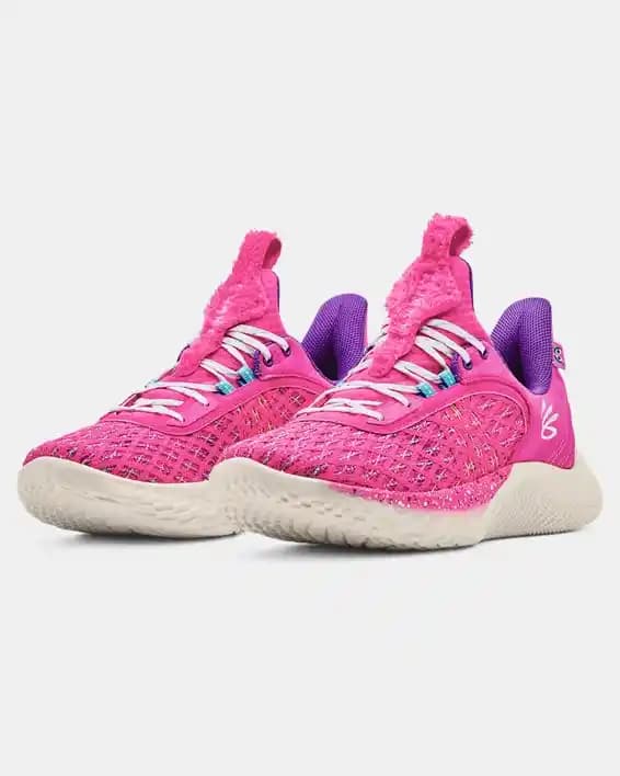 Moda Dünyasında Renklerin Gücü: 'Curry 9 Pink' ile Tarzınızı Yansıtın