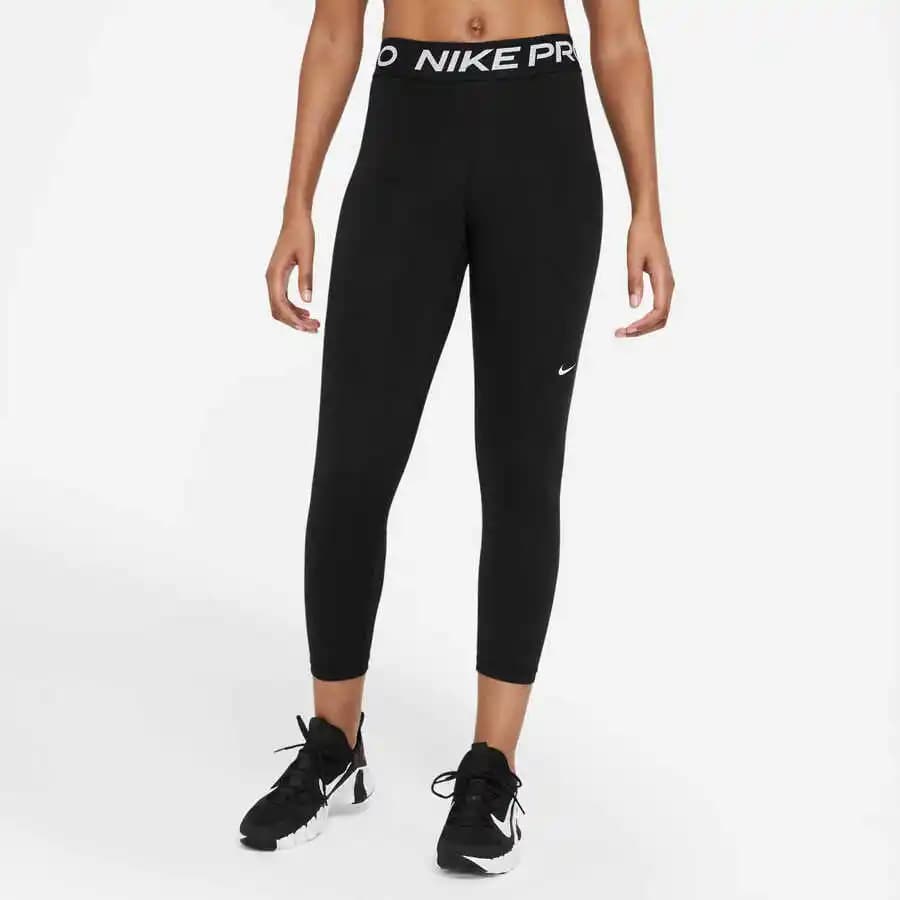 Nike Pro Taytlar ile Moda ve Konforun Mükemmel Buluşması Güncel Trendler ve Kombin Önerileri