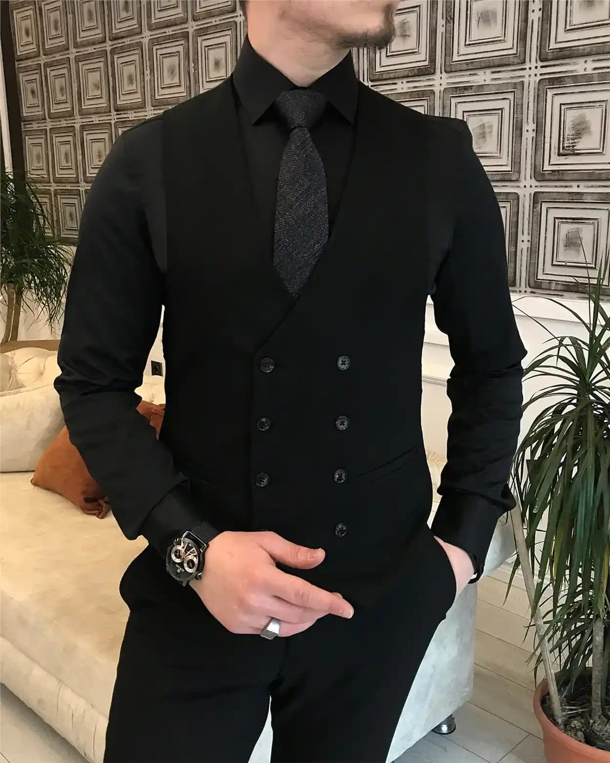 Türk Moda Dünyasında Erkek Takım Elbise Trendleri ve Güncel Tasarım Yaklaşımları