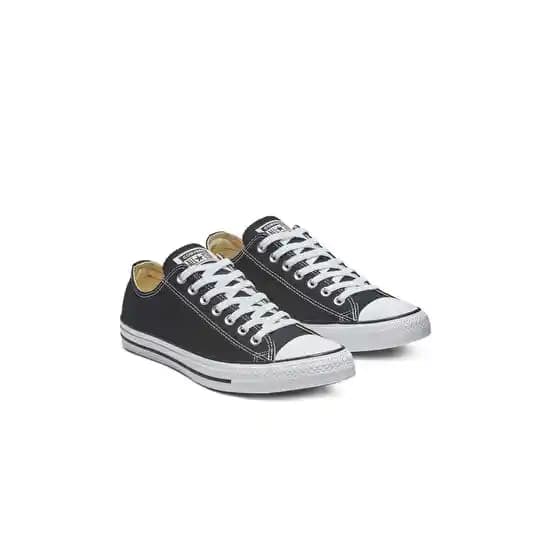 Uygun Fiyatlı Converse Ayakkabılar: Moda ve Ekonomiyi Birleştiren Seçenekler