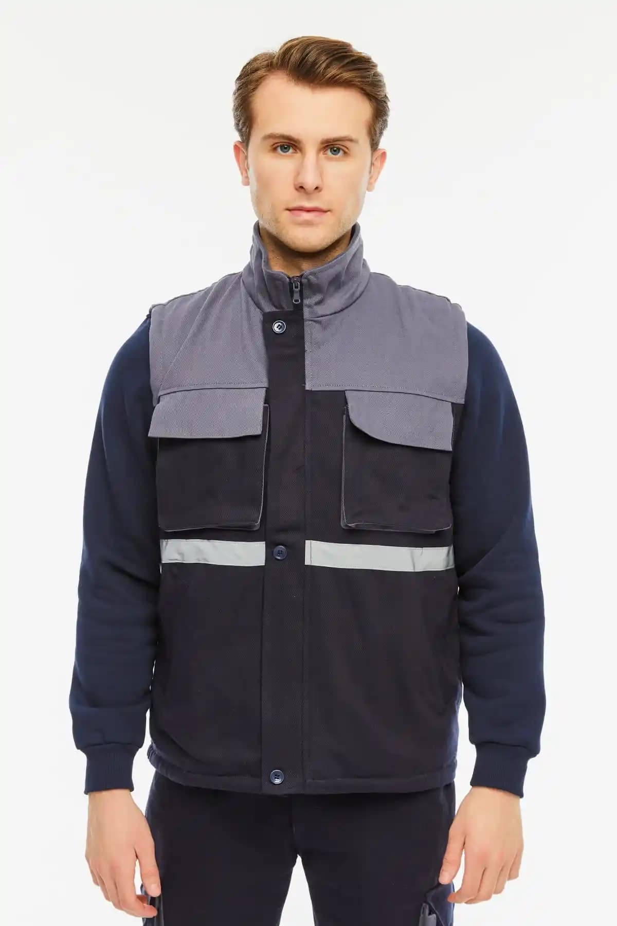 Yelek Modelleri ve Trendleri 2023: Şıklık ve Fonksiyonellik İçin En Güncel Seçenekler