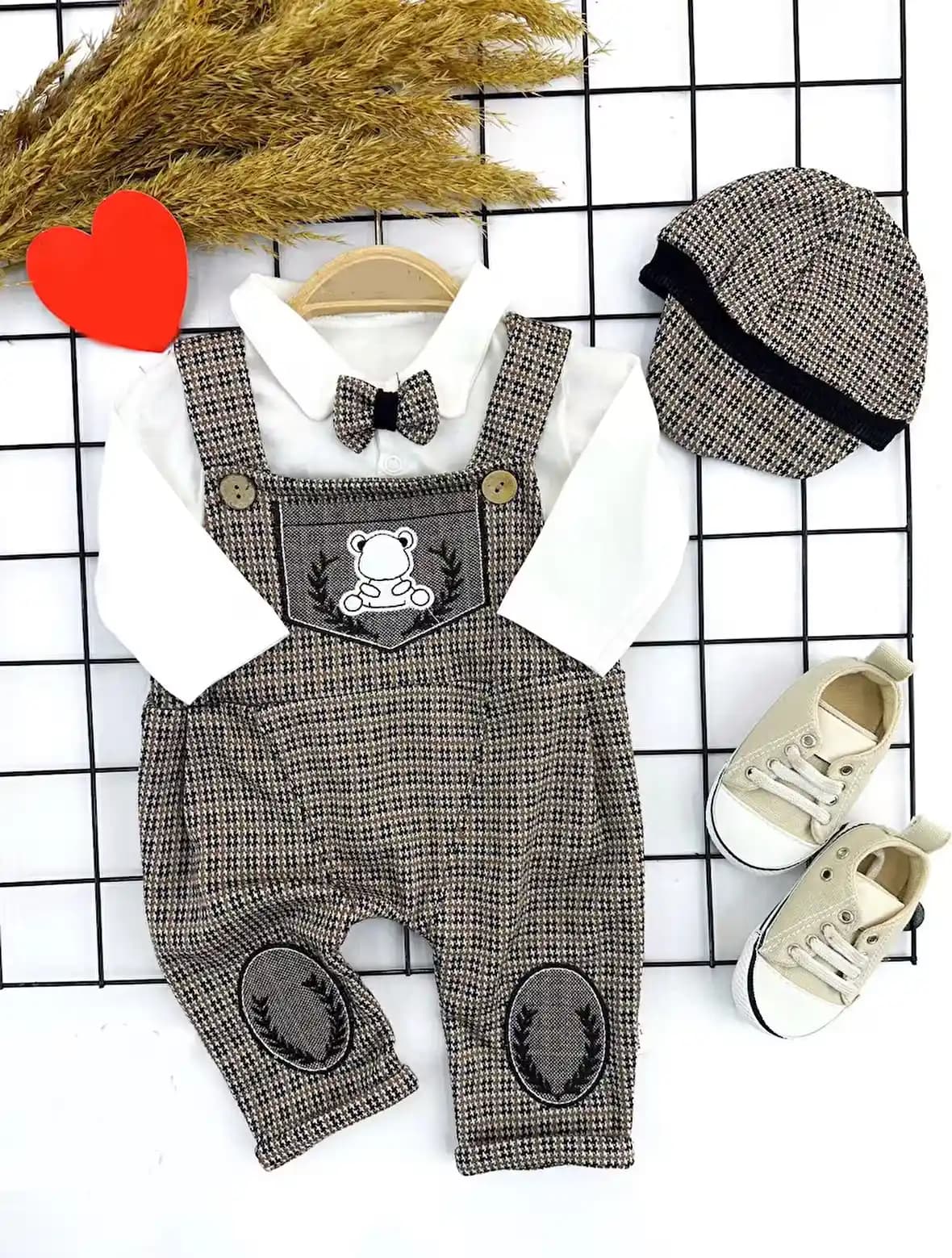 Bebek Kasket Modelleri: İstanbul Boğazı Şıklığı ve Fonksiyonelliğin Buluşması