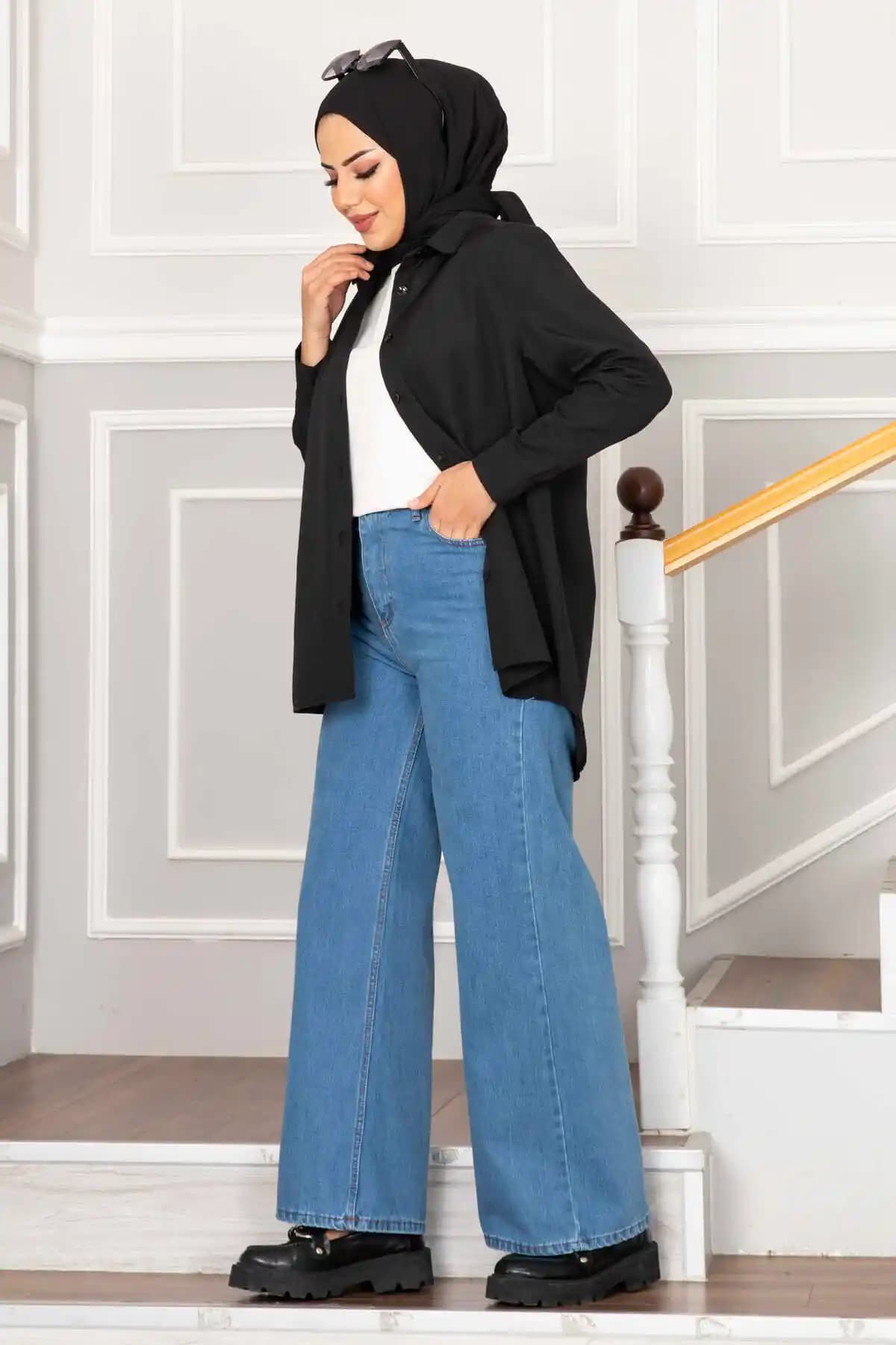 Bol Kot Pantolon Kombinleri Bayan İçin Rahatlık ve Stil Dengeleyen Öneriler