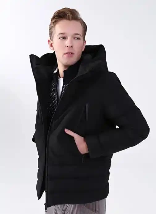 Boyner Forum Kayseri'de Mont ve Dış Giyim Ürünleri ile Güvenilir Alışveriş Deneyimi