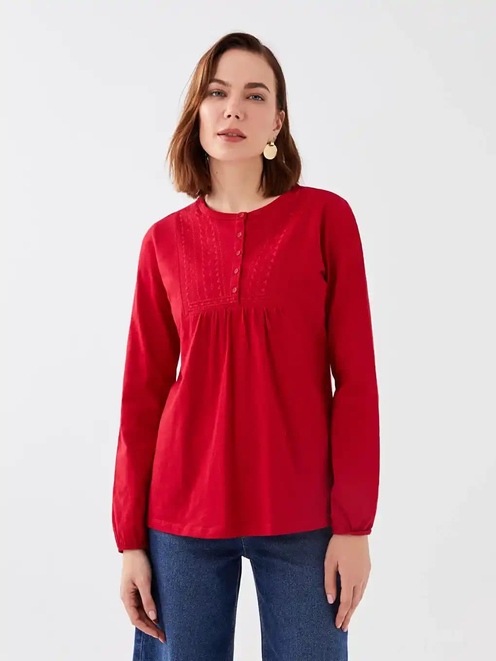 Elsivaki Bayan Bluzları: Tasarım, Kullanım ve Stil Çeşitliliği İncelemesi