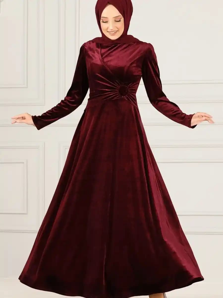 Kadife Abiye Elbise: Moda Kategorisinde Arama Sonuçlarının Bilgi Eksikliği ve Değerlendirmesi