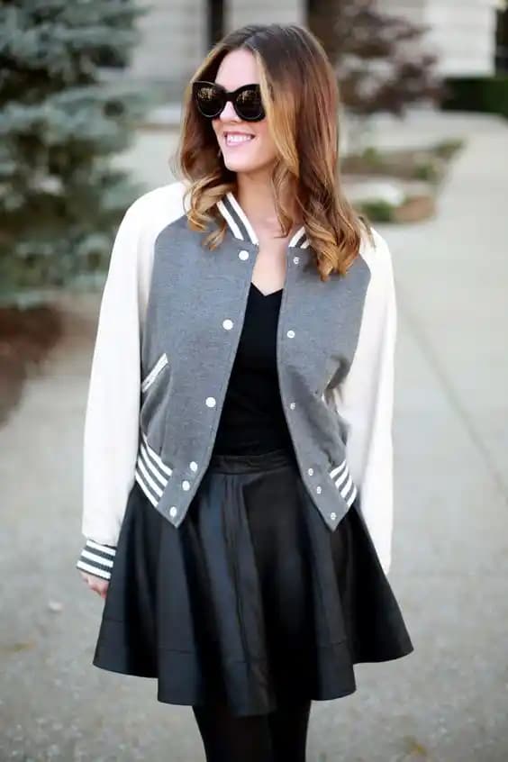 Kolej Ceketi Kombinleri: Gençler İçin Stil ve Fonksiyonun Mükemmel Uyumu