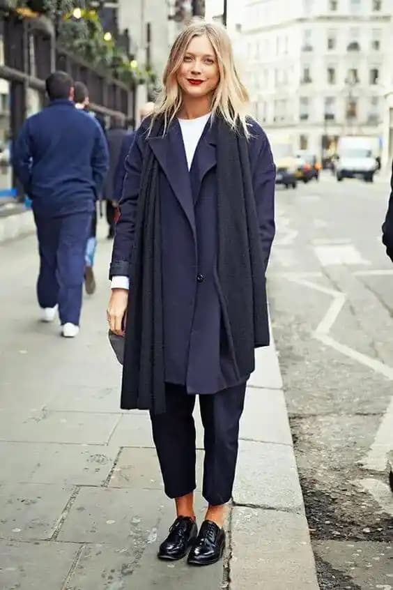 Maskülen Giyim Tarzı: Keskin Çizgiler ve Nötr Renklerle Zamansız Stil